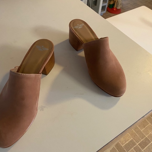 Fortress if Inca Chloe Mules - Picture 4 of 4